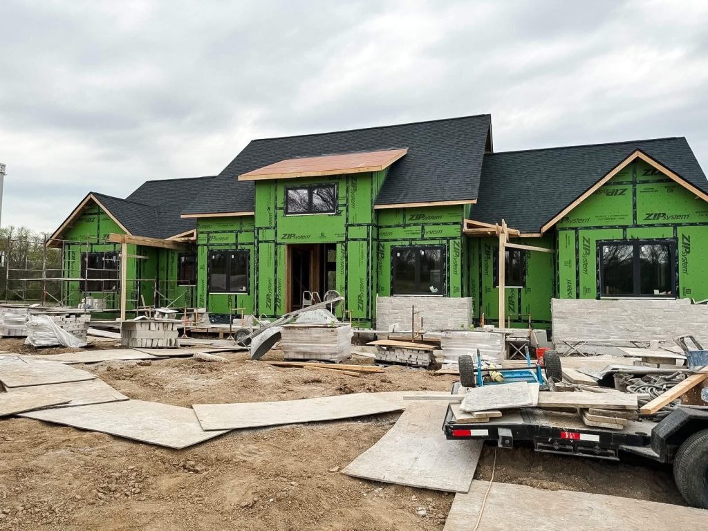 Asphalt Roof Maintenance