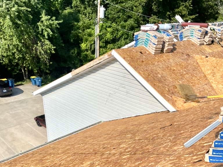 Roofer Near Me Edwardsville IL