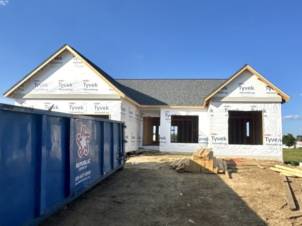 Asphalt shingle roof on a new home in Belleville, IL completed by Barringer Brothers Roofing.
